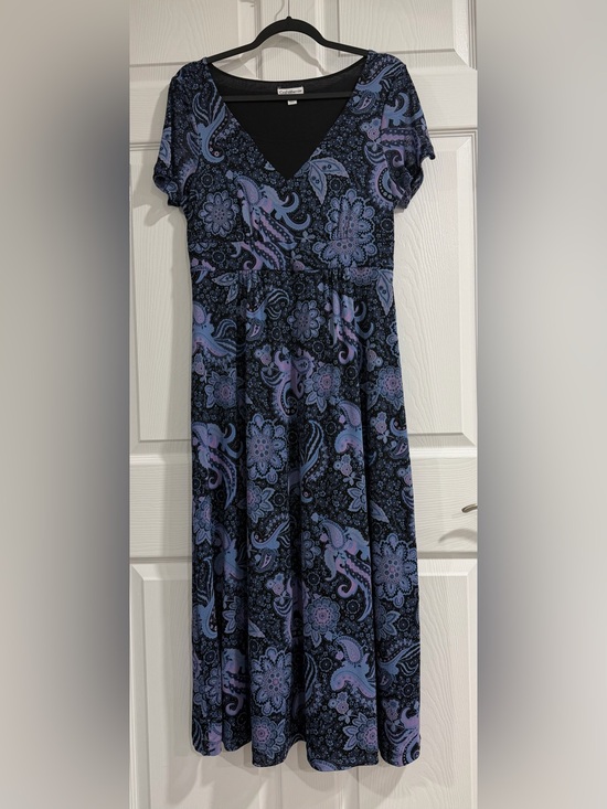 croft & barrow Dresses & Skirts - croft & barrow Maxi Dress with Blue and Lavender Paisley